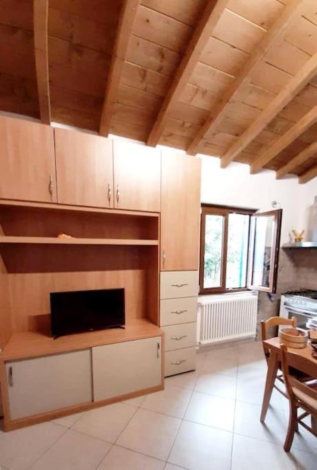 Casa Di Arya Codice Citra Lt-0043 Daire Vescina Dış mekan fotoğraf